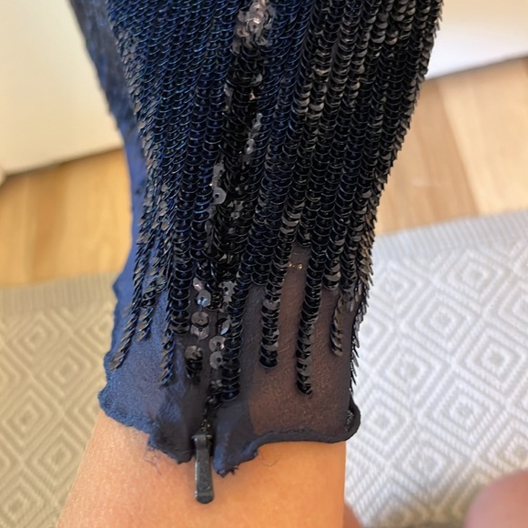 Navy blue sequins top ✨ - Picture 7 of 8